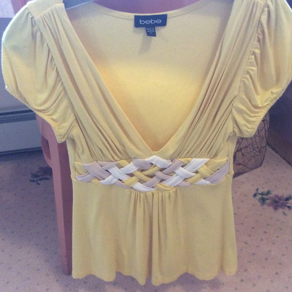 Bebe top